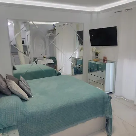 Silver Horizon Luxury