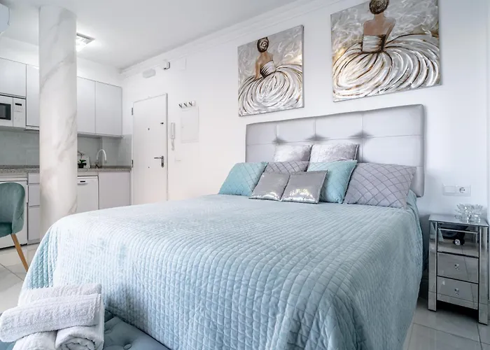 Silver Horizon Luxury *