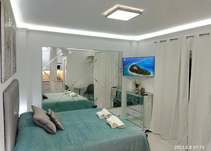 Silver Horizon Luxury *